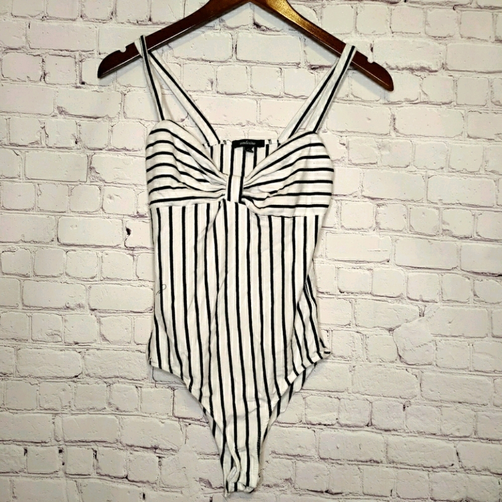 Ambiance small body suit